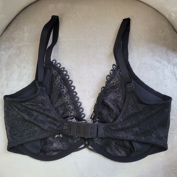 🍒NWT🍒 VS VERY SEXY UNLINED PLUNGE BRA 32DDD - Picture 5 of 7